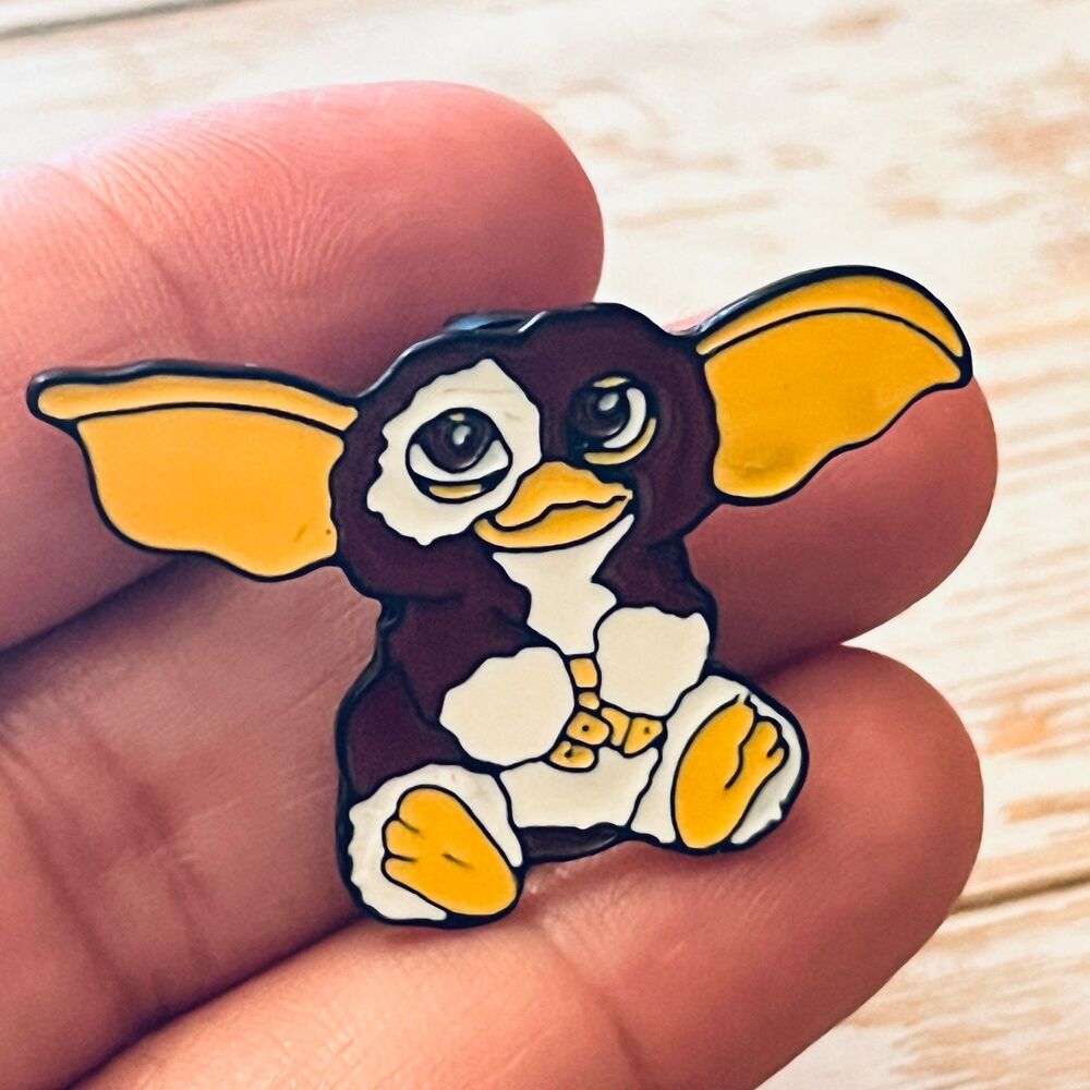 LARGE Gizmo from Gremlins Collectible Enamel Pin 824LGO3